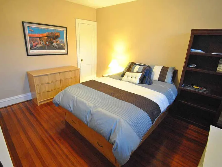 2923 Grayland Ave — Photo 24