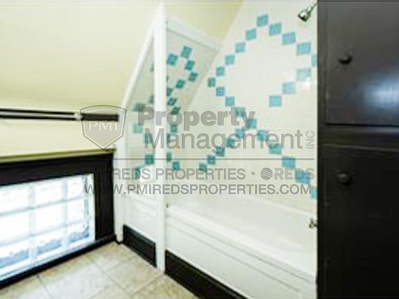 4th image of 3711 Milford Ave #3711