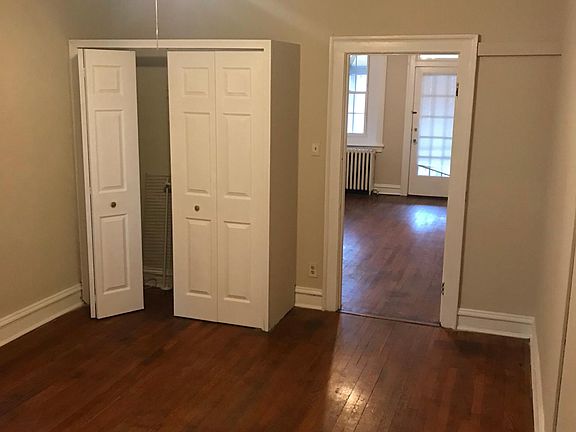 3rd image of 2208 W Grace St APT A