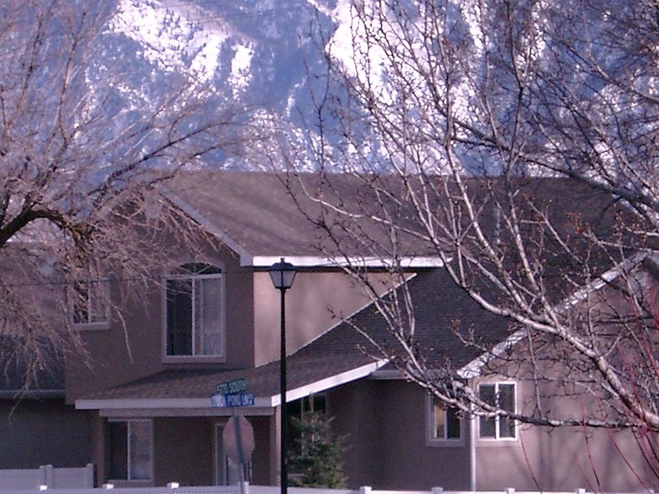 2nd image of 1478 W Duck Pond Ln