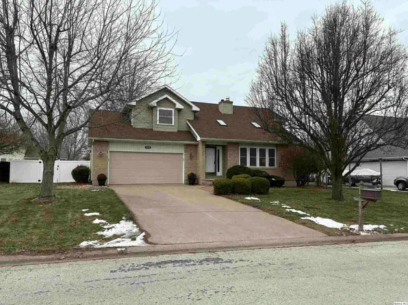 1414 S 46th St, Quincy, IL 62305