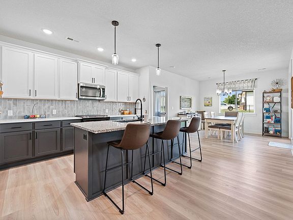 5th image of 2245 S Nicole Cir