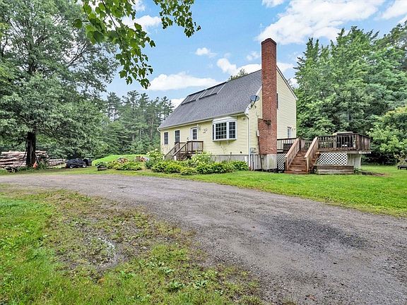 2nd image of 69-69R Anthony St