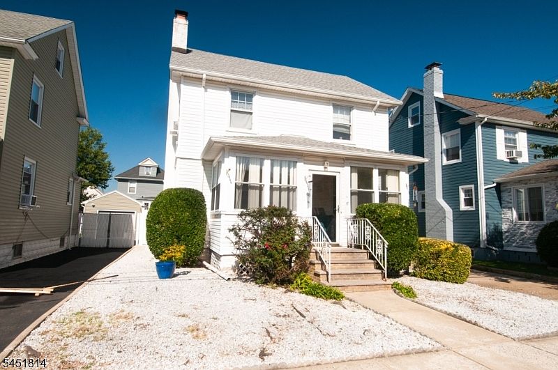 1st image of 753 Bailey Ave