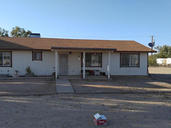 5th image of 19030 W Calgary Dr