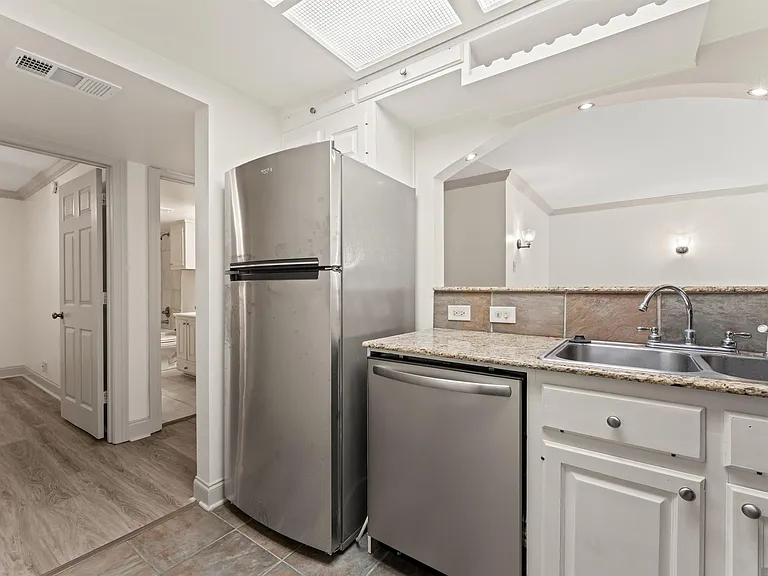 2045 N 3rd St #216 — Photo 8