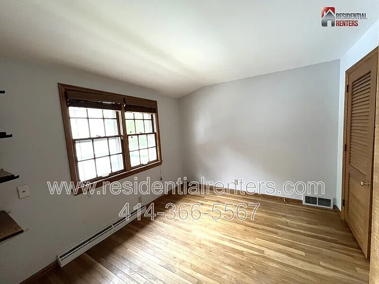 4929 N Hollywood Ave — Photo 20