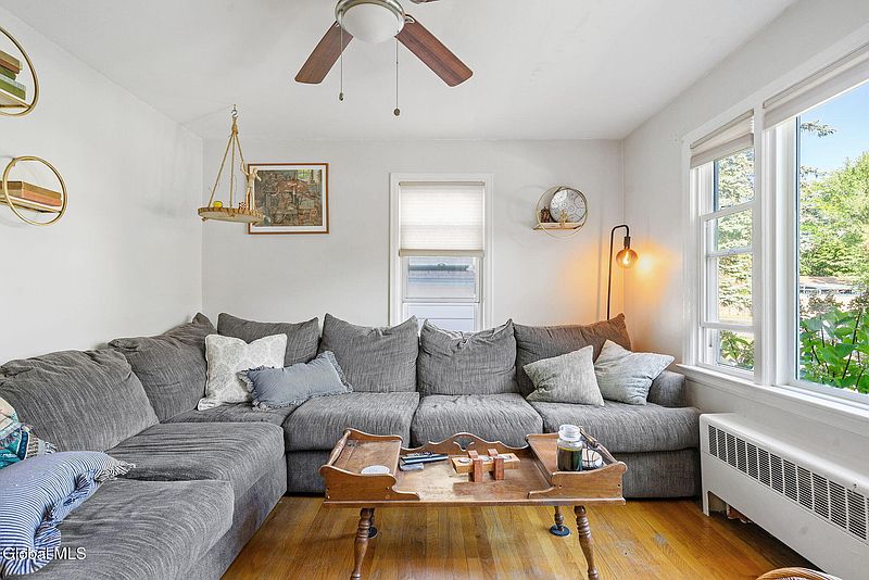 3rd image of 6 Corliss Avenue