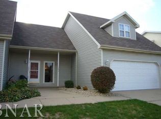 1223 Beacon Hill Ct, Normal, IL 61761