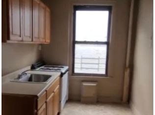 1314 W Farms Rd #2B, Bronx, NY 10459