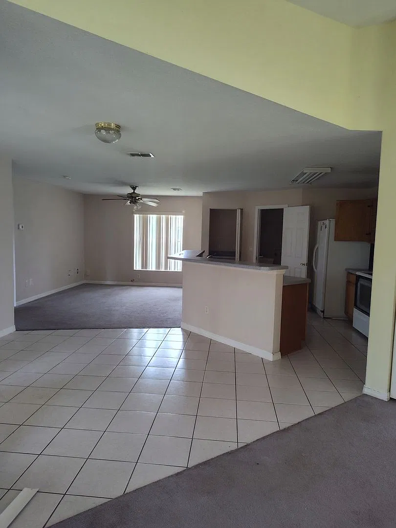 For Rent 3 Bedroom 2 Bath Available Now! — Photo 3
