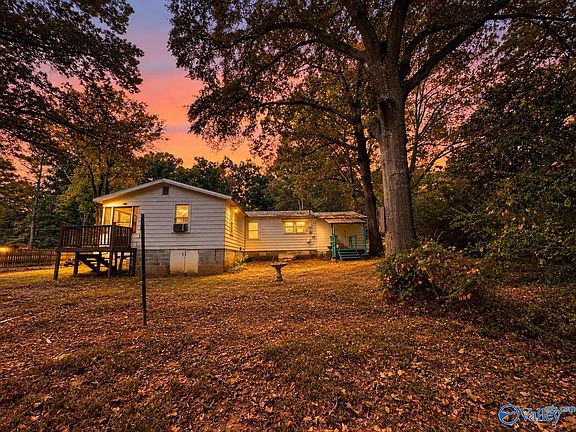 5th image of 97 Red Bud Ln