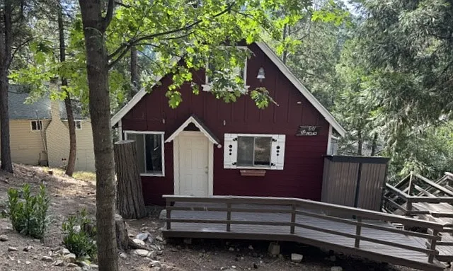 2 bed, 850 sqft, $1,600 — Photo 1