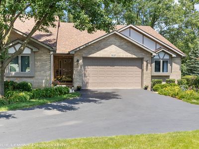 9S217 Clarenbrook Ct, Willowbrook, IL, 60527