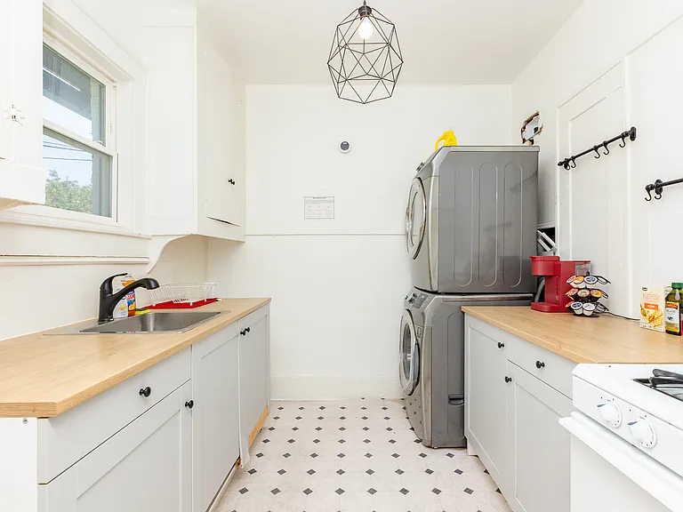 4116 Junius St #4118.5 — Photo 6