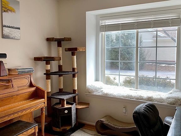 4th image of 6517 PEMBROOK Drive