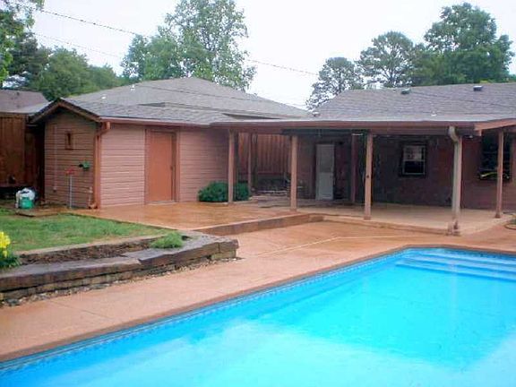 20' x 30' covered patio