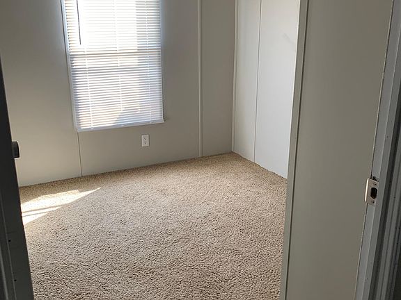 5th image of 106 Fernwood Dr #106
