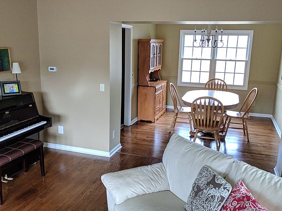 4th image of 206 Northridge Dr