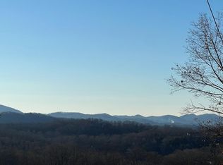 18 Penlands Indian Trl, Hayesville, NC 28904