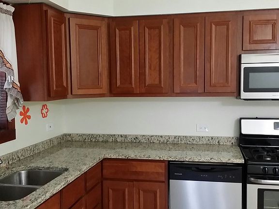 5th image of 4900 W Henderson St #1