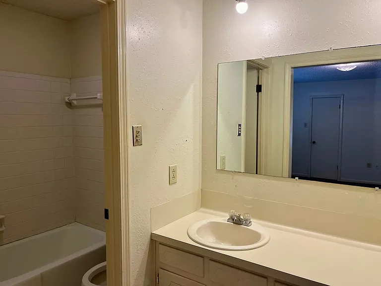 5629 Loranger Dr — Photo 12