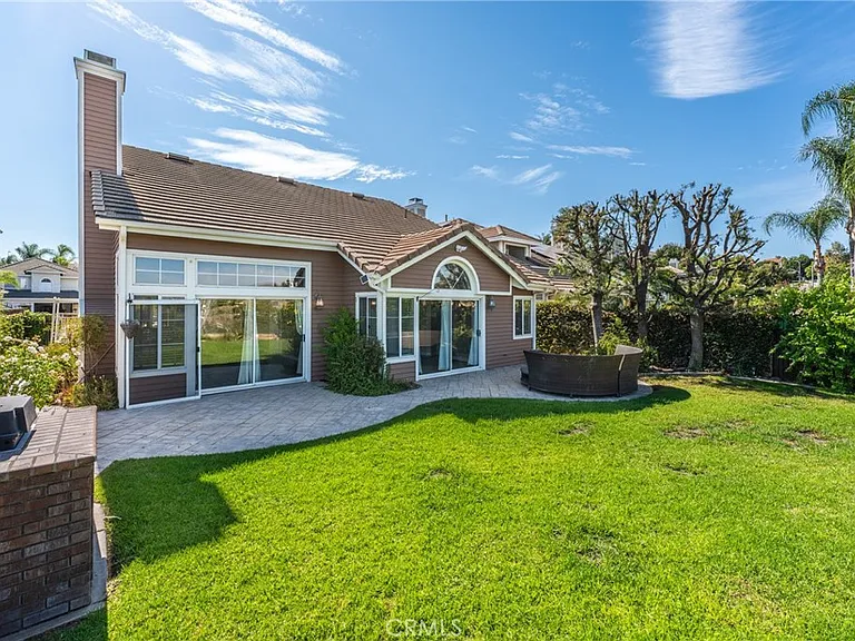 6430 Regents Ct — Photo 33