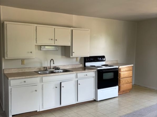 194 Main St SW #B