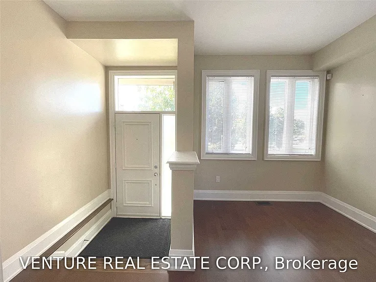 31 Ted Reeve Dr — Photo 5