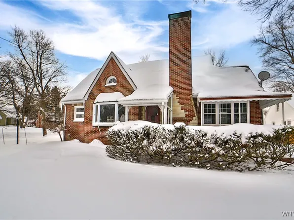 51 Hybank Dr, Buffalo, NY 14224