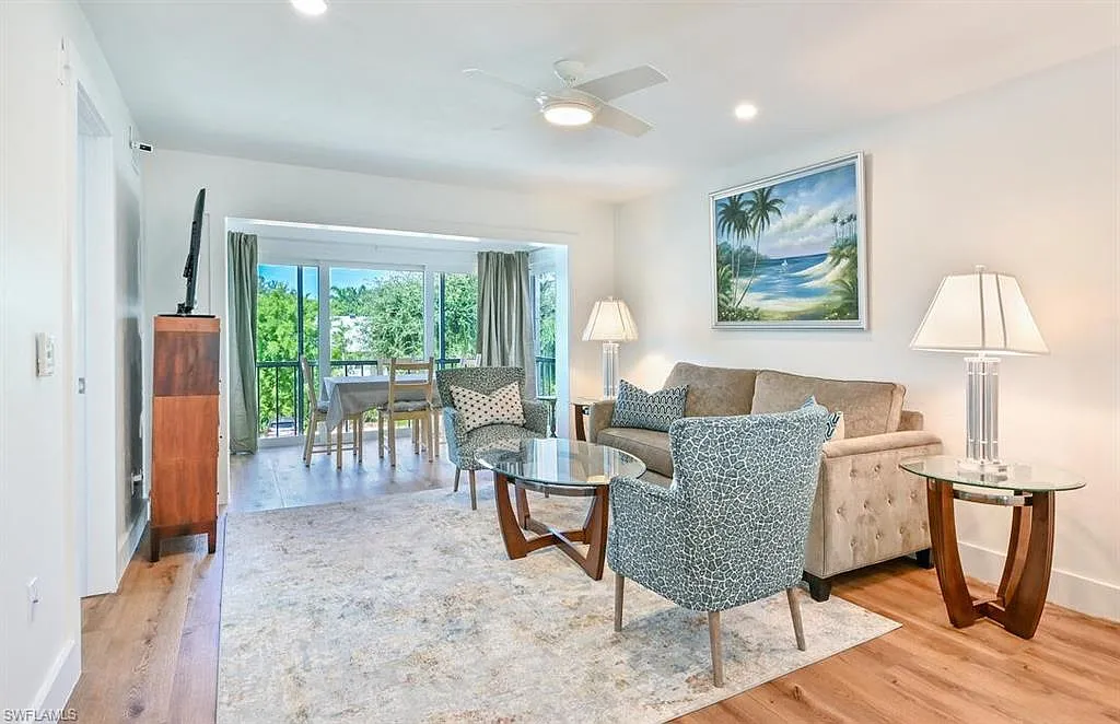 2 bed, 2.0 bath, 1000 sqft, $10,000 — Photo 1