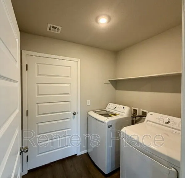 3704 S 146th Ave E — Photo 5
