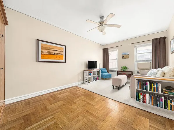 161 E 88th St APT 6C, Manhattan, NY 10128