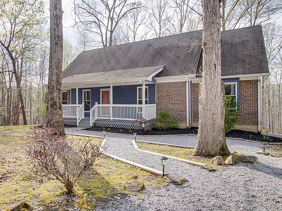 3rd image of 1053 Tanger Ct