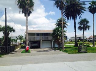 4428 Pelican Way, Jamaica Beach, TX 77554