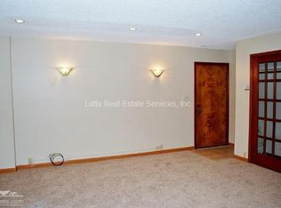 4095 W Walnut St, Independence, MO 64050