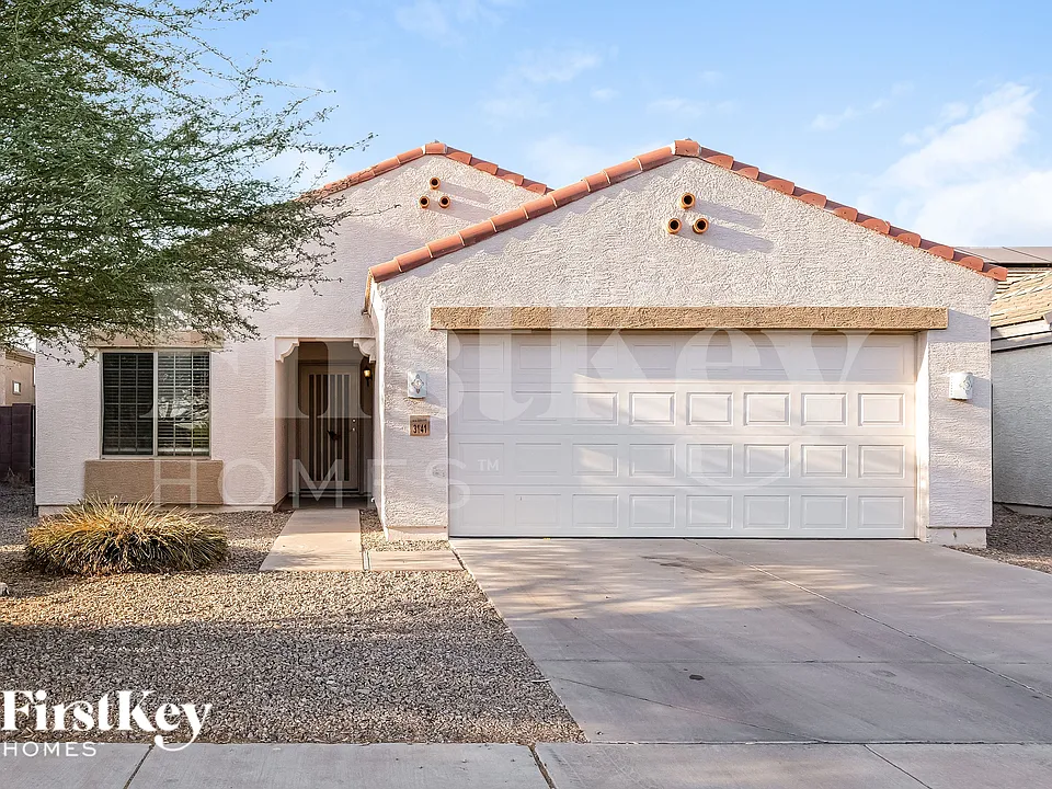 3141 W Sunland Ave