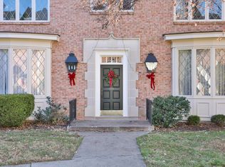 3810 Washington Sq APT 4, Saint Matthews, KY 40207