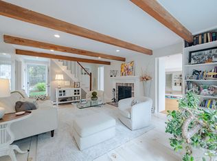 39 Rosewood Ln, Cotuit, MA 02635