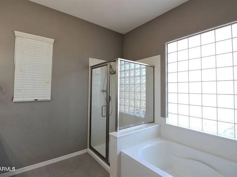 480 E Torrey Pines Pl — Photo 18