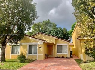 16505 SW 96th Ter, Miami, FL 33196