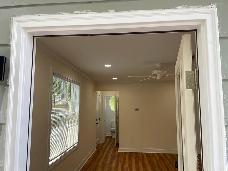 604 Avery St — Photo 5