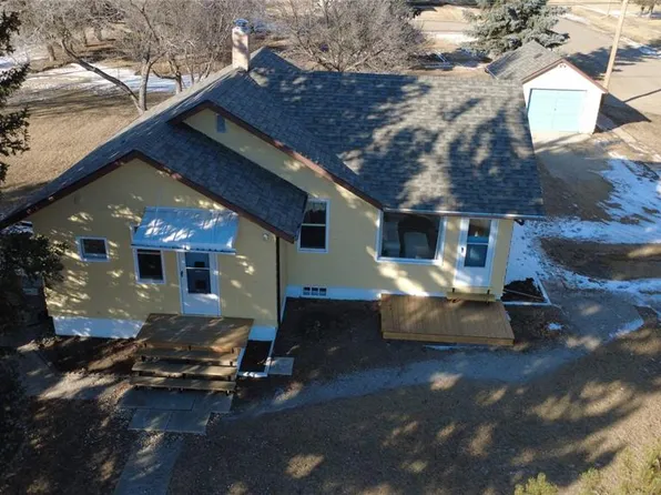 314 Railway AVENUE, Neville, SK S0N 1T0