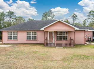 936 Hiawatha St, Holt, FL 32564