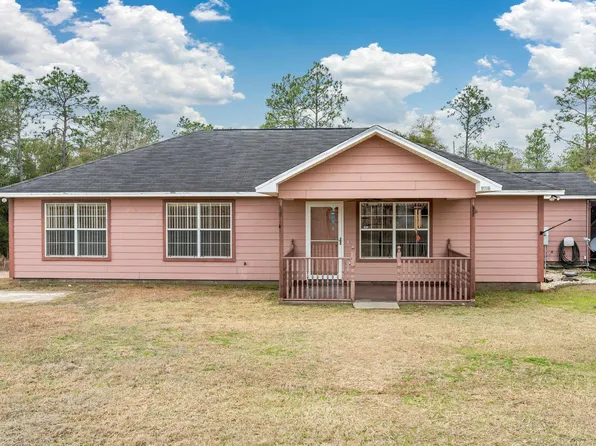 936 Hiawatha St, Holt, FL 32564