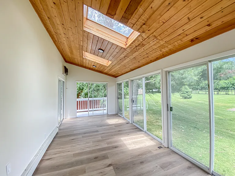 1 Herrick Dr — Photo 38