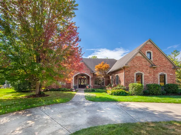 6297 W Foster Branch Dr, Pendleton, IN 46064