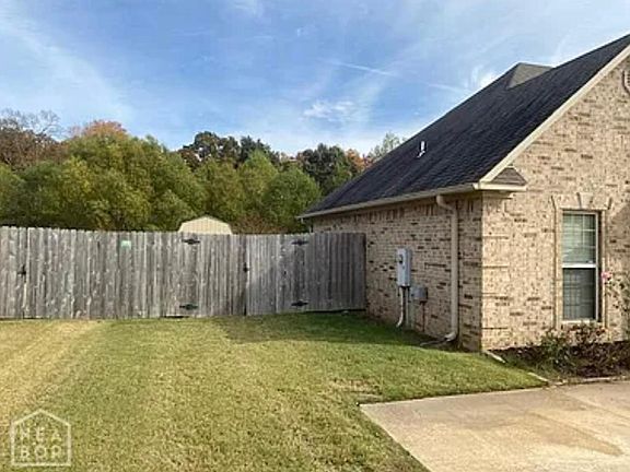 3rd image of 4304 Trailwater Dr