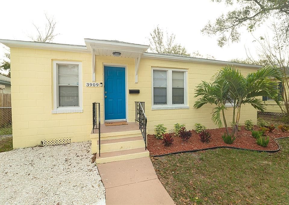 1st image of 3909 N Darwin Ave