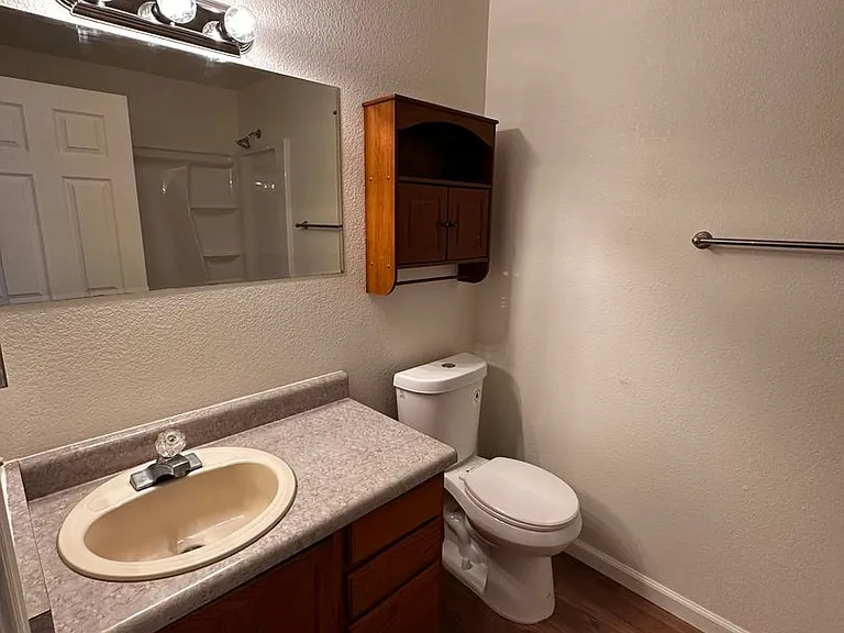 3551 N Verdugo Rd — Photo 7